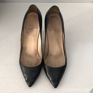 Christian Louboutin pump